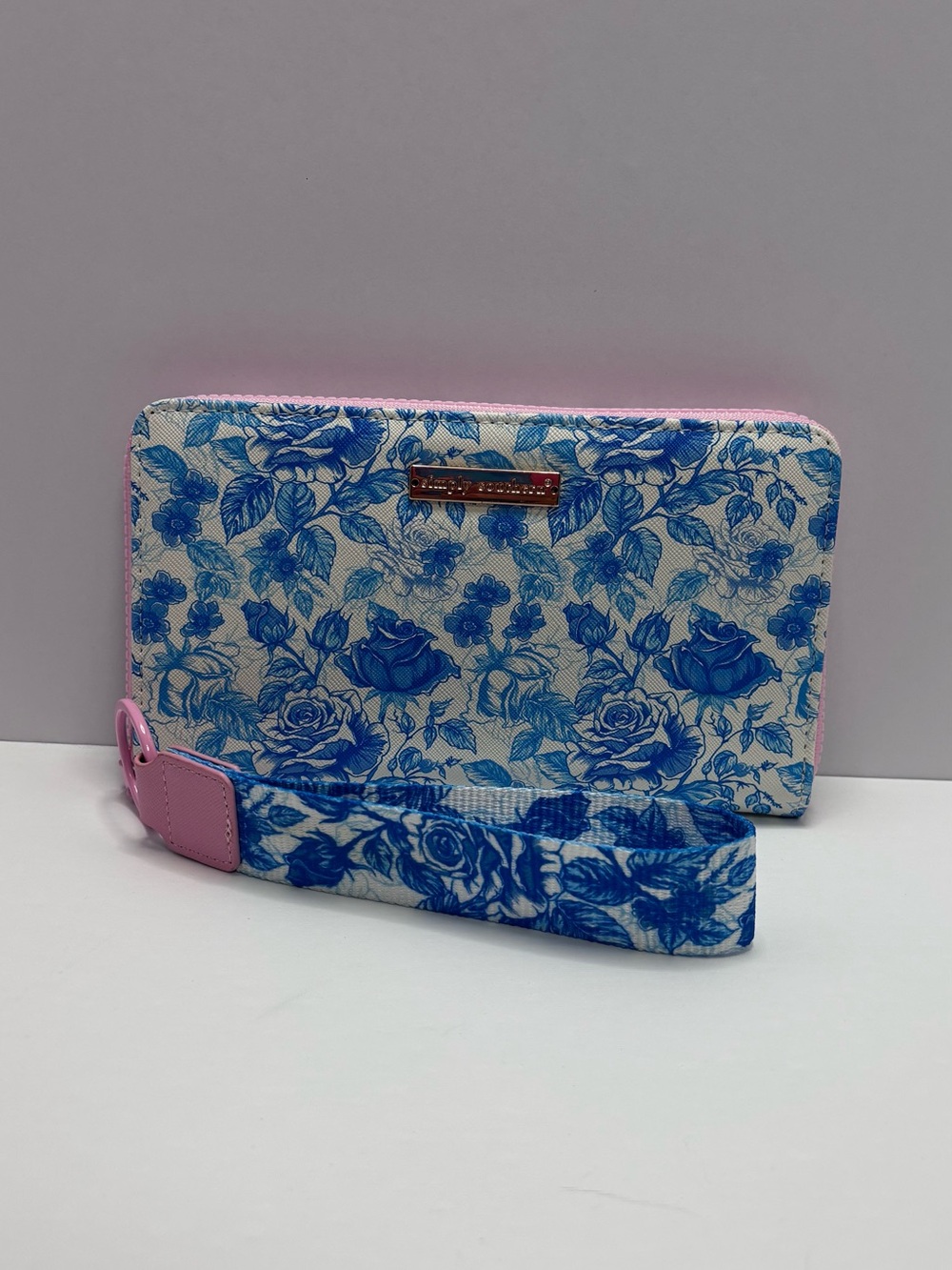 Simply Southern Blue Floral Zip Around Wristlet Wallet Pink Interior - Picture 2 of 6